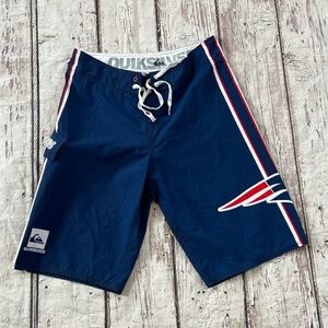 Quicksilver Mens NFL New England Patriots Swim Trunks Board Shorts Bathing Suit